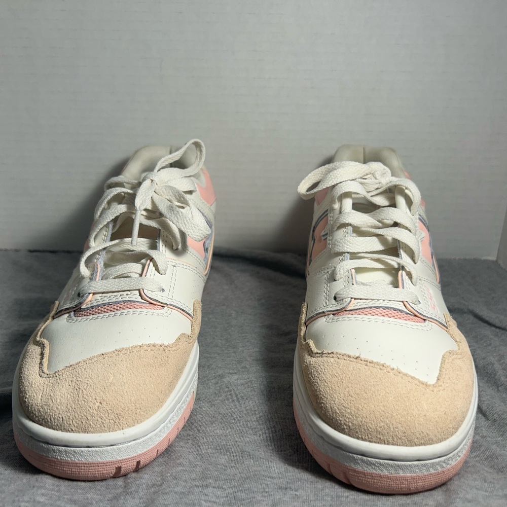 New Balance White and Pink Sneakers - Picture 2 of 8